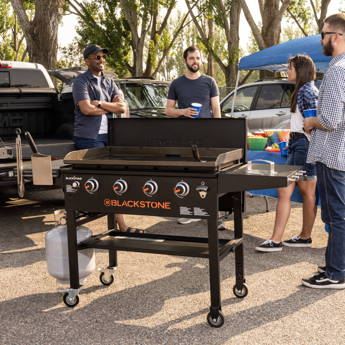 4-Burner Propane Griddle with Hard Cover J567409