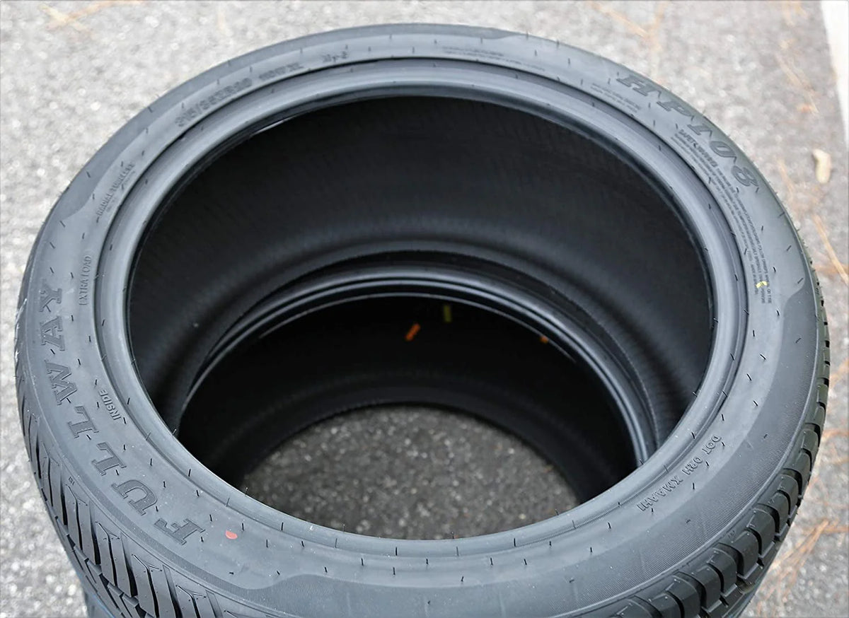 235/45ZR18 98W XL Passenger Tire M6960