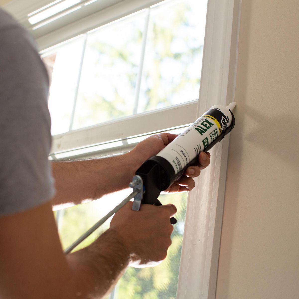 Acrylic Latex Caulk D27746