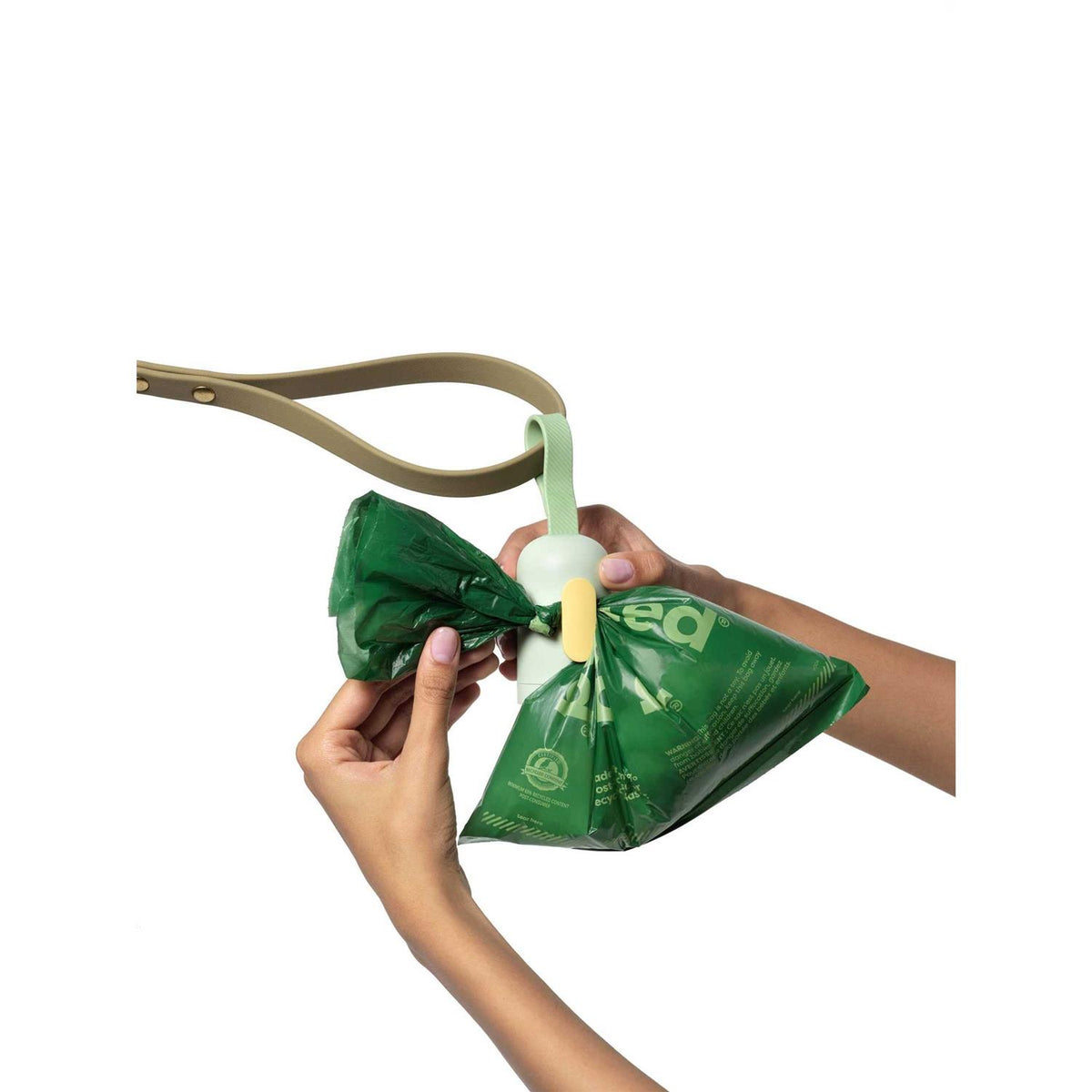 Poop Bag Dispenser with Bags E77097
