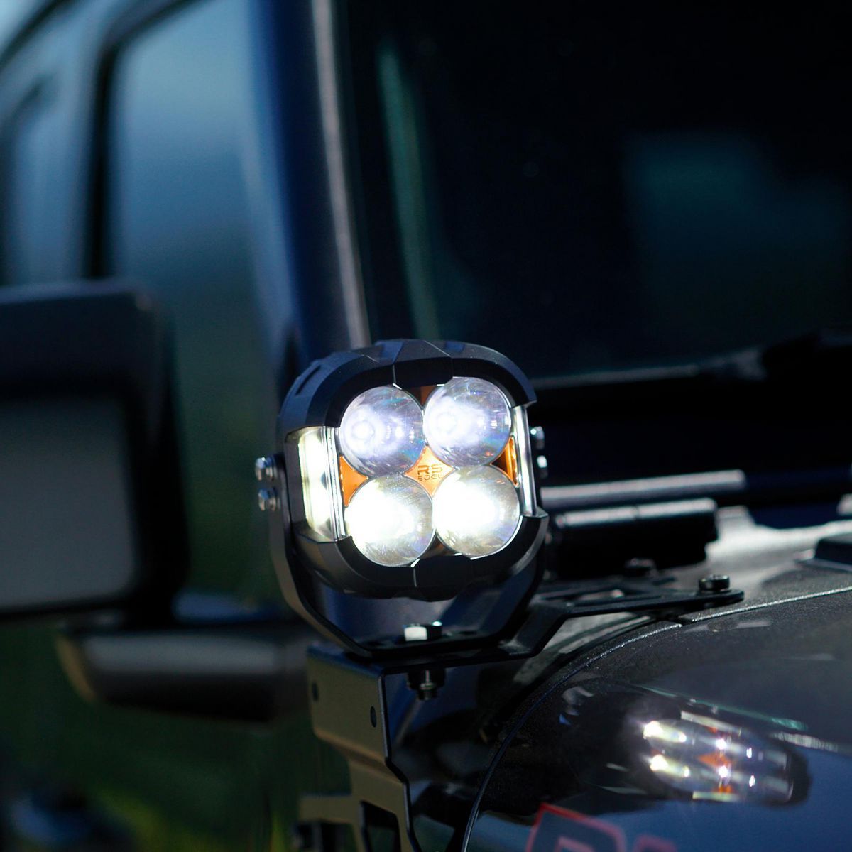 4-LED Off-Road Spotlight P24806