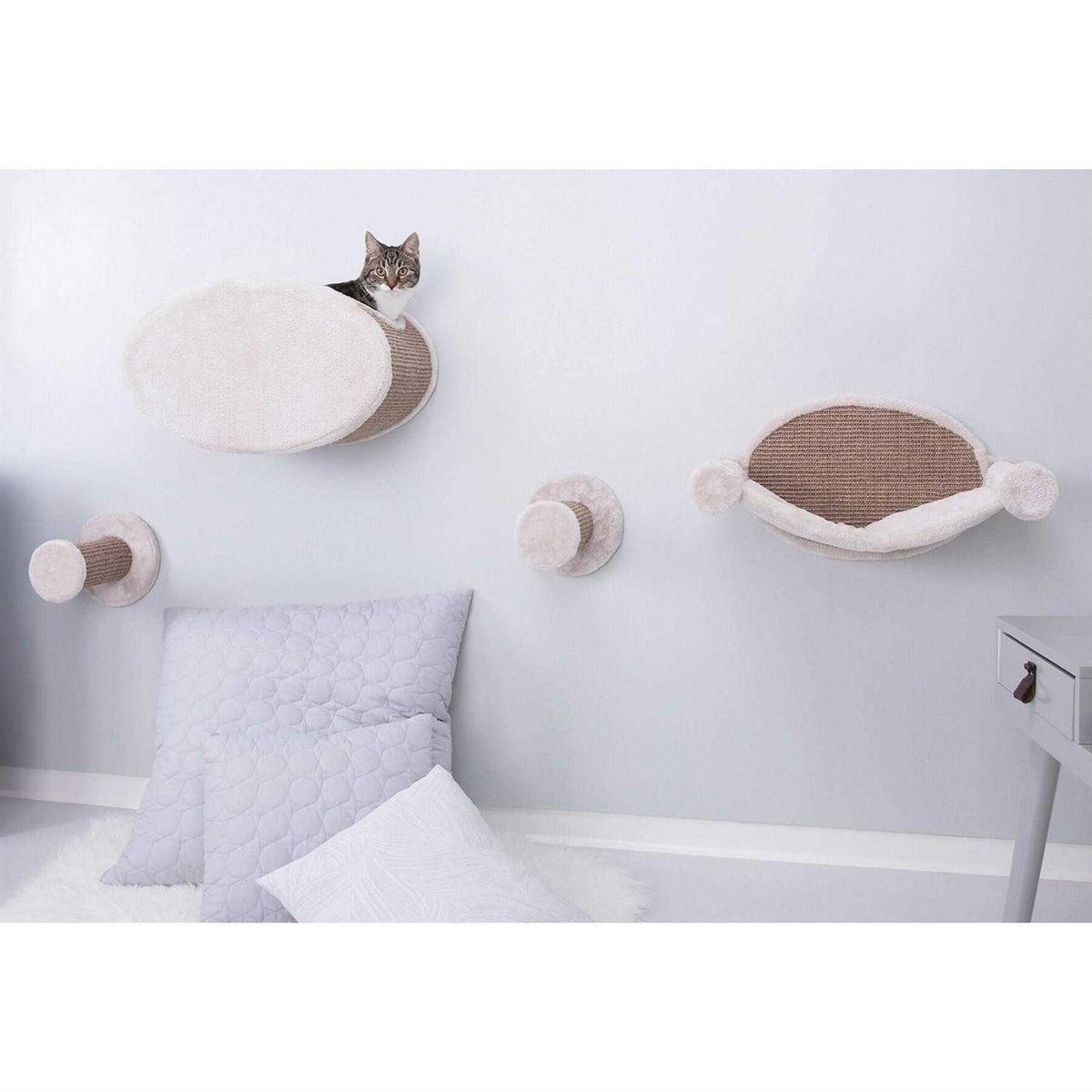 Wall Mounted Cat Lounge Set Hammock and Condo with Two Steps L333900