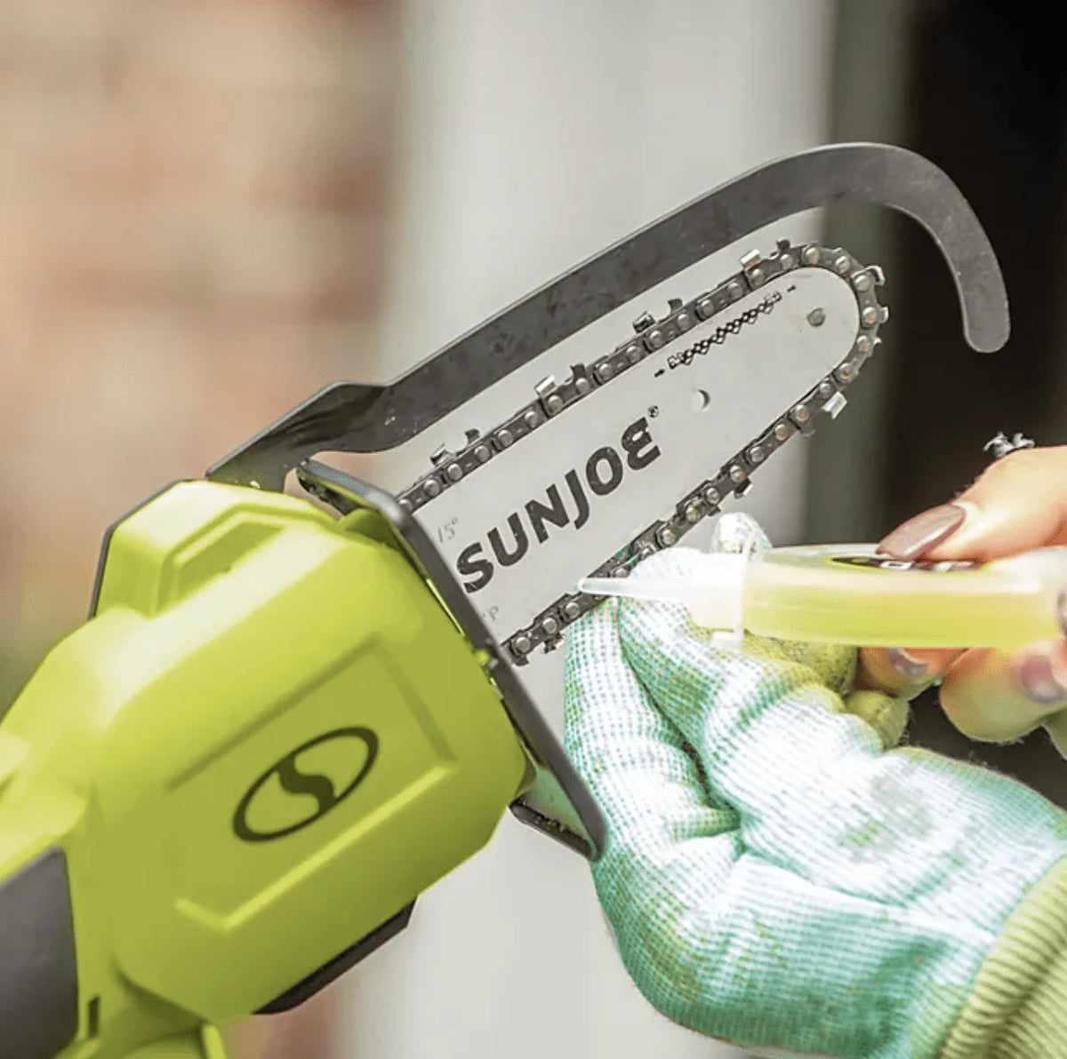 24V One-Handed Chain Saw Kit with Battery & Charger A228