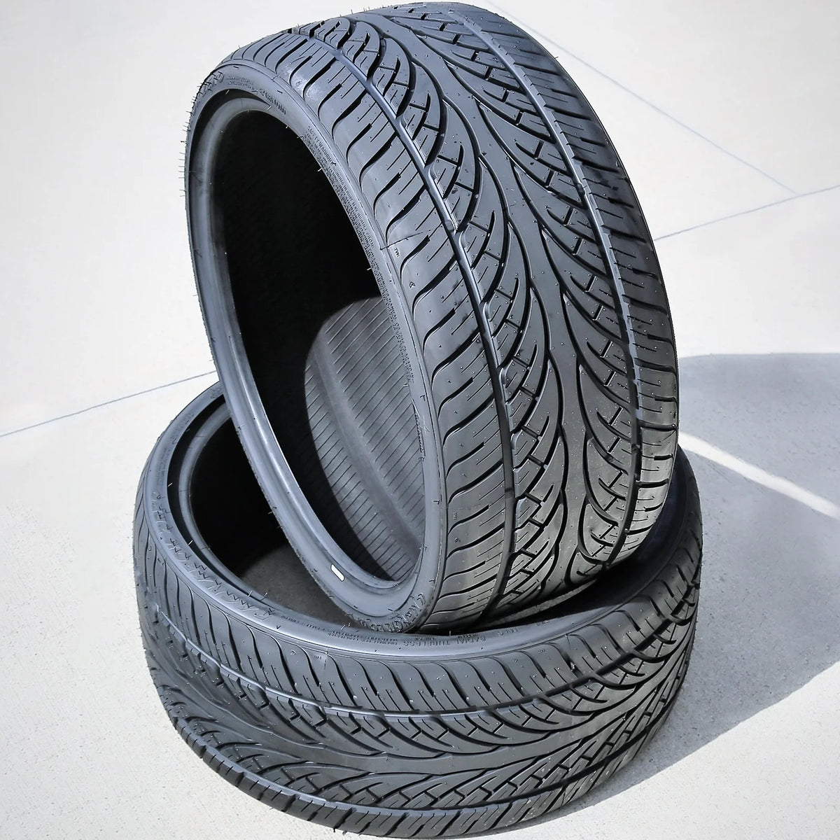 255/35ZR19 96W XL A/S Performance Tire H64051